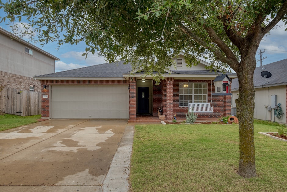 208 Coal Drive, Jarrell, TX 76537, Presented by Heidi Atkins, Keller